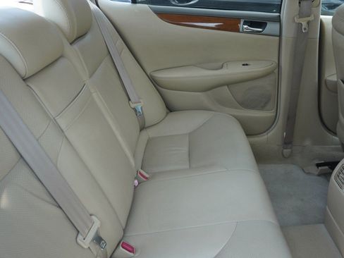 Used 2006 Lexus ES 330 FWD image 12