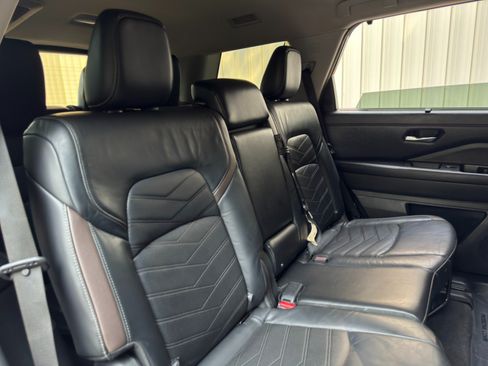 Used 2022 Nissan Pathfinder Platinum w/ Cargo Package FWD image 37