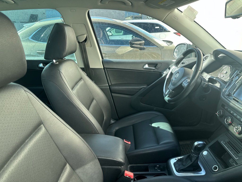 Used 2016 Volkswagen Tiguan SE AWD/4WD image 7