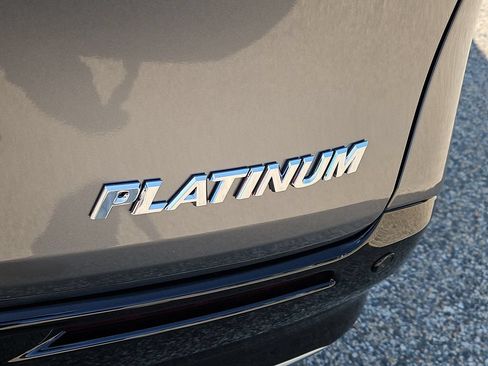 New 2026 Toyota Sienna Platinum AWD/4WD image 5