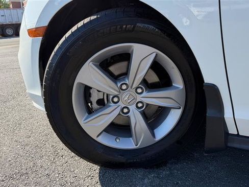 Used 2019 Honda Odyssey EX-L image 14