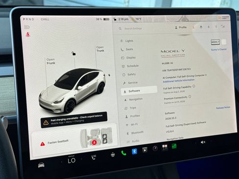 Used 2022 Tesla Model Y Performance AWD/4WD image 27