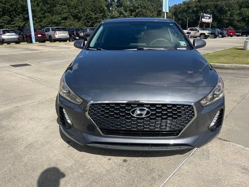 Used 2018 Hyundai Elantra GT FWD image 10