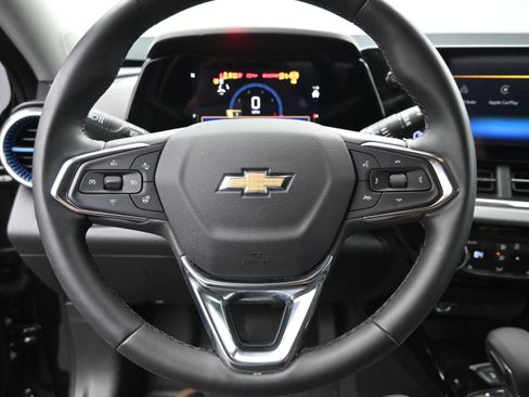 New 2026 Chevrolet Trax LT w/ Driver Confidence Package FWD image 13