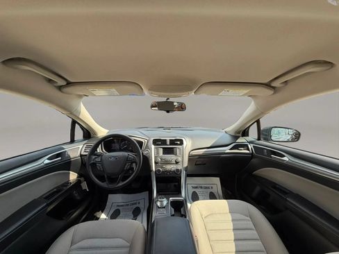 Used 2017 Ford Fusion S FWD image 22