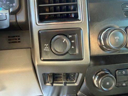 Used 2022 Ford F350 XL w/ Power Equipment Group image 24