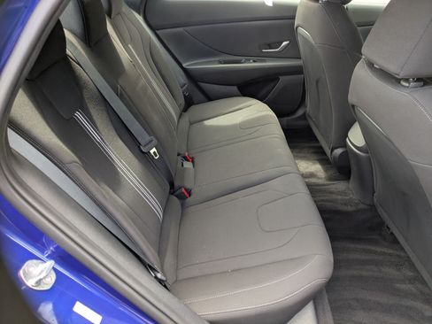 Certified 2023 Hyundai Elantra SEL FWD image 23