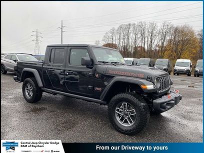 New 2026 Jeep Gladiator Mojave