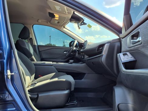 Used 2023 Nissan Rogue SV AWD/4WD image 29