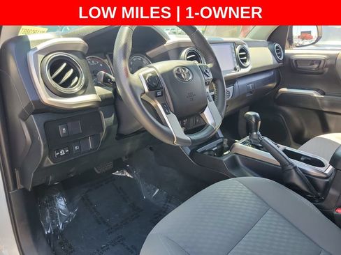Used 2021 Toyota Tacoma SR5 RWD image 17
