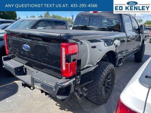 Used 2023 Ford F350 Lariat w/ Lariat Ultimate Package AWD/4WD image 4