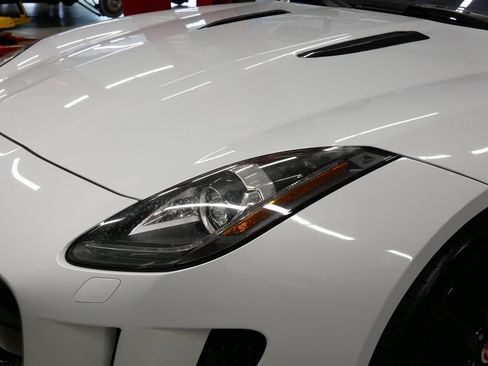 Used 2017 Jaguar F-TYPE Coupe RWD image 8