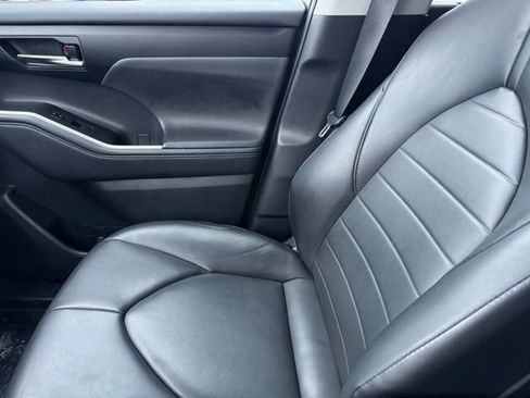 Certified 2020 Toyota Highlander XLE image 27