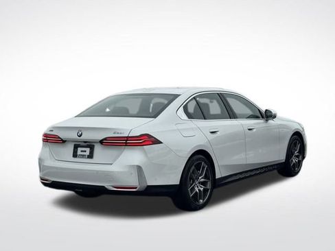 New 2026 BMW 530i xDrive 530i xDrive w/ Premium Package image 5