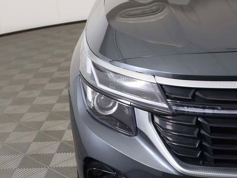 Used 2025 Kia Seltos S image 13