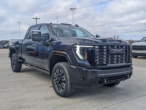 New 2026 GMC Sierra 2500 Denali Ultimate image 5