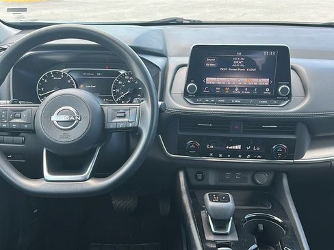 Used 2024 Nissan Rogue SV AWD/4WD image 22