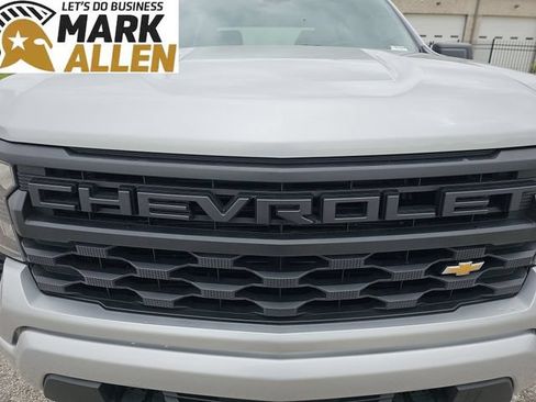 Used 2022 Chevrolet Silverado 1500 Custom AWD/4WD image 30