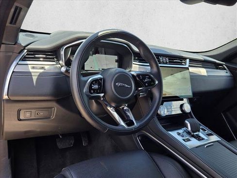 Used 2026 Jaguar F-PACE R-Dynamic S AWD/4WD image 10