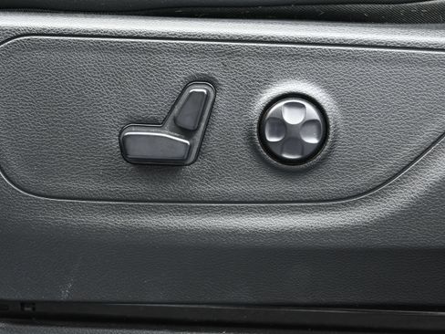 Used 2020 RAM 1500 Rebel w/ Rebel Level 2 Equipment Group AWD/4WD image 10