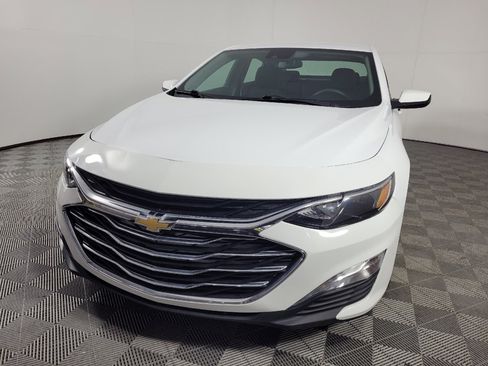 Used 2024 Chevrolet Malibu LS w/ Driver Confidence Package FWD image 15