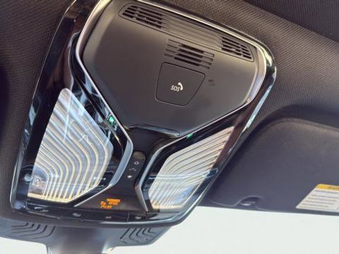 Used 2021 BMW 750i xDrive w/ Luxury Rear Seating Package image 22