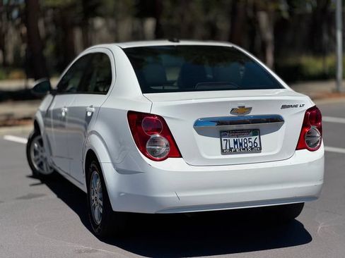 Used 2015 Chevrolet Sonic LT FWD image 12