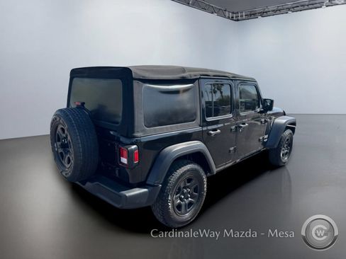 Used 2018 Jeep Wrangler Unlimited Sport S AWD/4WD image 4