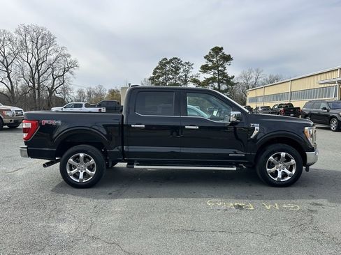 Used 2023 Ford F150 Lariat w/ Max Trailer Tow Package image 13