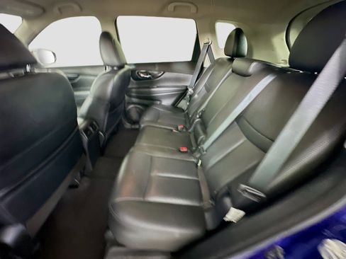 Used 2020 Nissan Rogue SL FWD image 27
