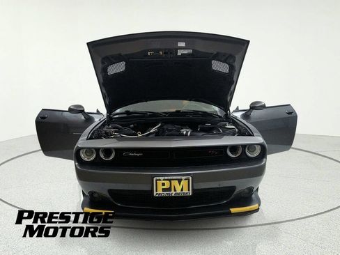 Used 2022 Dodge Challenger R/T Scat Pack w/ Plus Package RWD image 9