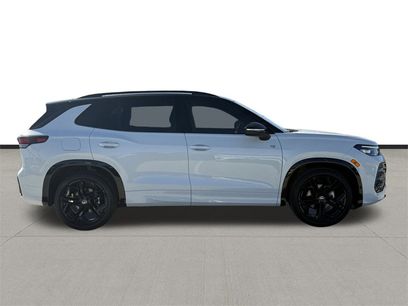 New 2026 Volkswagen Tiguan SE R-Line