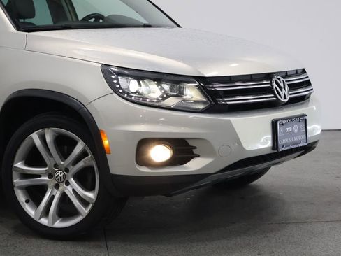 Used 2013 Volkswagen Tiguan SEL image 3