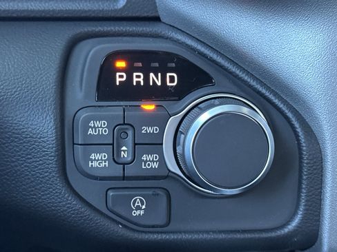 New 2026 RAM 1500 4WD 4D Crew Cab Big Horn/Lone image 19