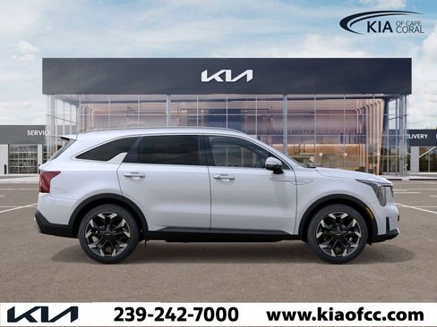 New 2026 Kia Sorento EX image 7