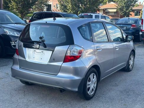 Used 2010 Honda Fit image 6