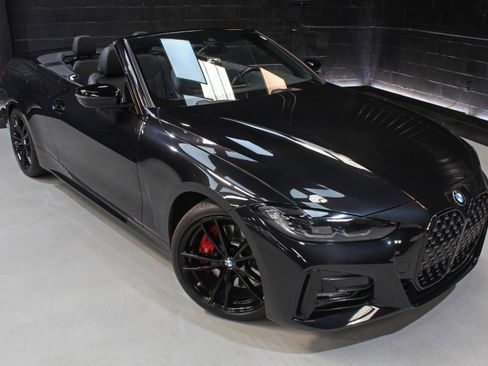 Used 2023 BMW 430i Convertible w/ M Sport Package image 9