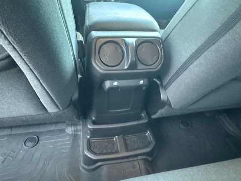 Used 2025 Jeep Wrangler Unlimited Sport S 4xe AWD/4WD image 21