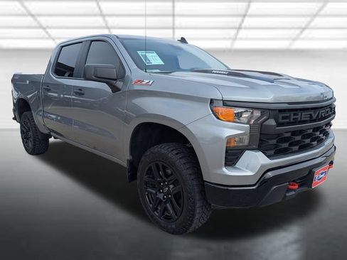 Used 2026 Chevrolet Silverado 1500 Custom Trail Boss AWD/4WD image 1