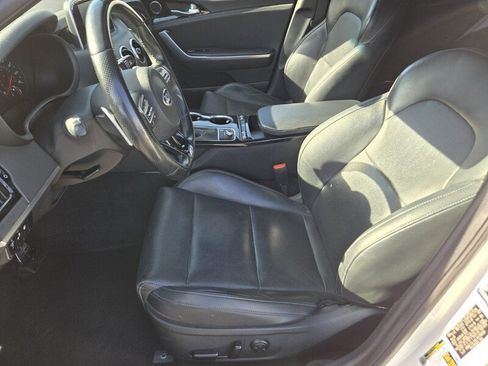 Used 2020 Kia Stinger GT-Line RWD image 11