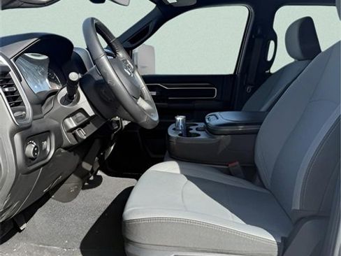 Used 2024 RAM 2500 Big Horn w/ Bed Utility Group image 11