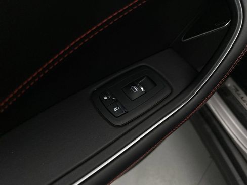 Used 2018 Maserati Levante GranLusso image 28