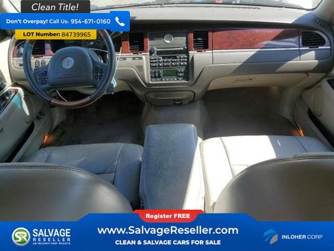 Used 2003 Lincoln Town Car Signature RWD image 11