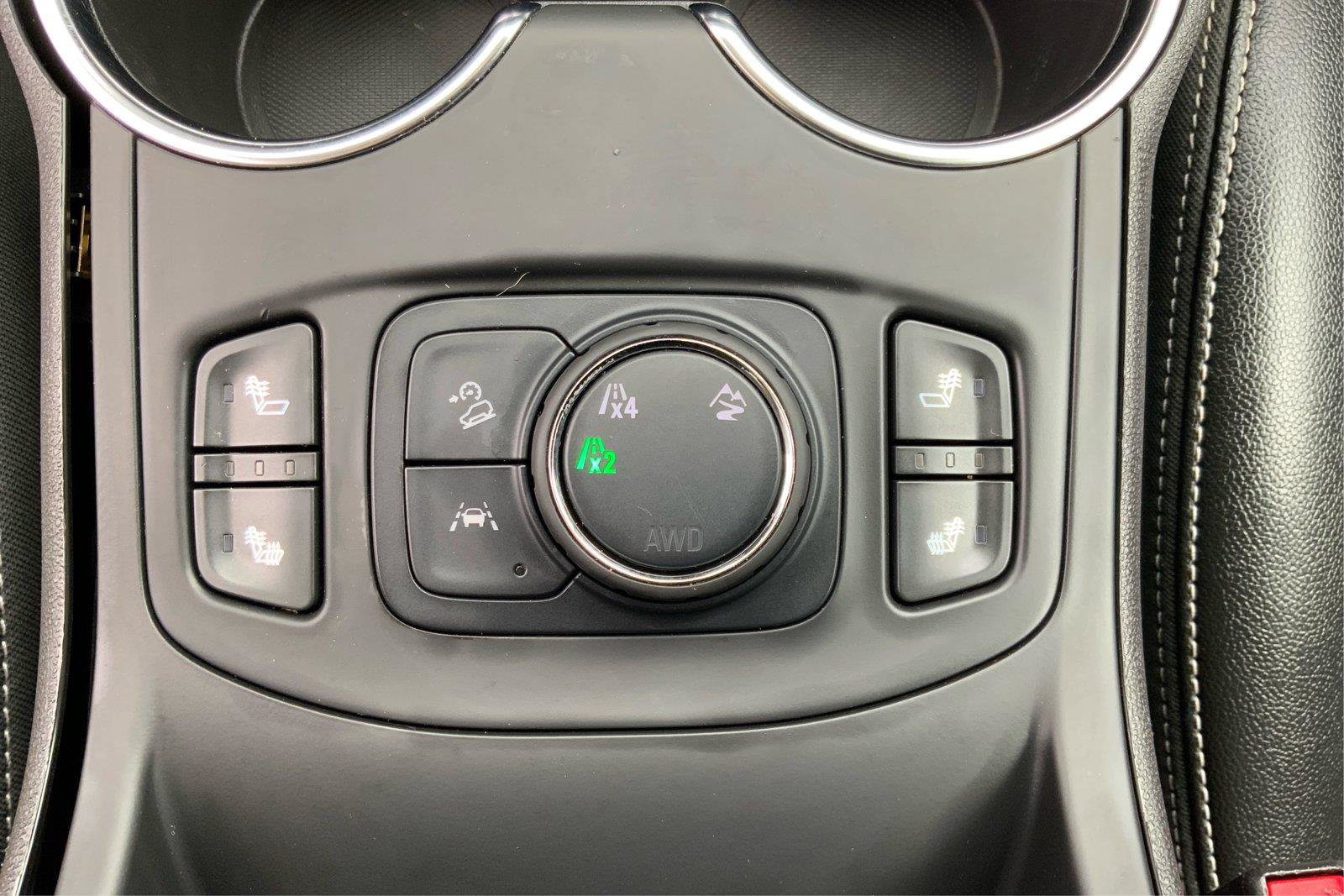 Used 2024 GMC Terrain SLT AWD/4WD image 37