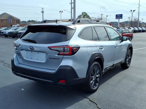 Used 2023 Subaru Outback Onyx Edition image 26