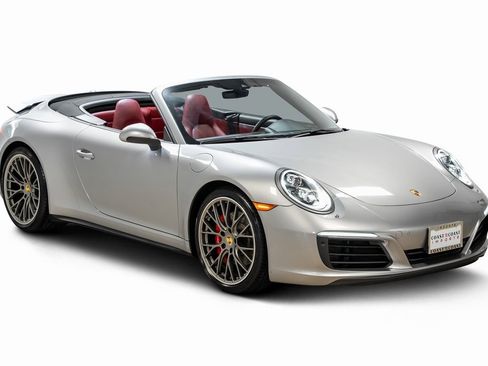 Used 2017 Porsche 911 Carrera 4S image 5