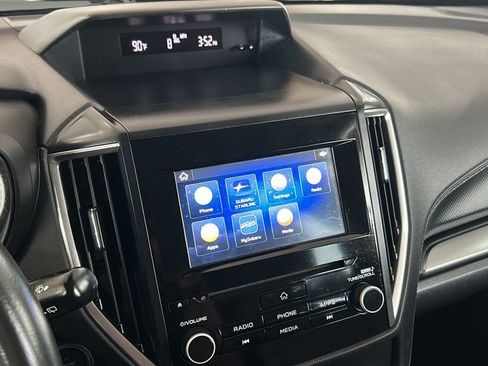 Used 2022 Subaru Forester Premium image 20