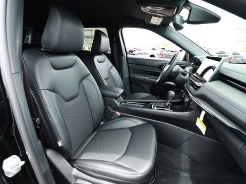 New 2026 Jeep Compass Latitude AWD/4WD image 27
