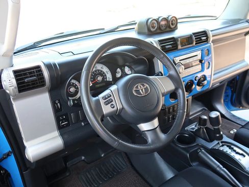 Used 2007 Toyota FJ Cruiser 4WD image 28