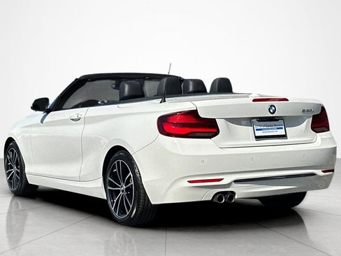 Used 2020 BMW 230i Convertible RWD image 3